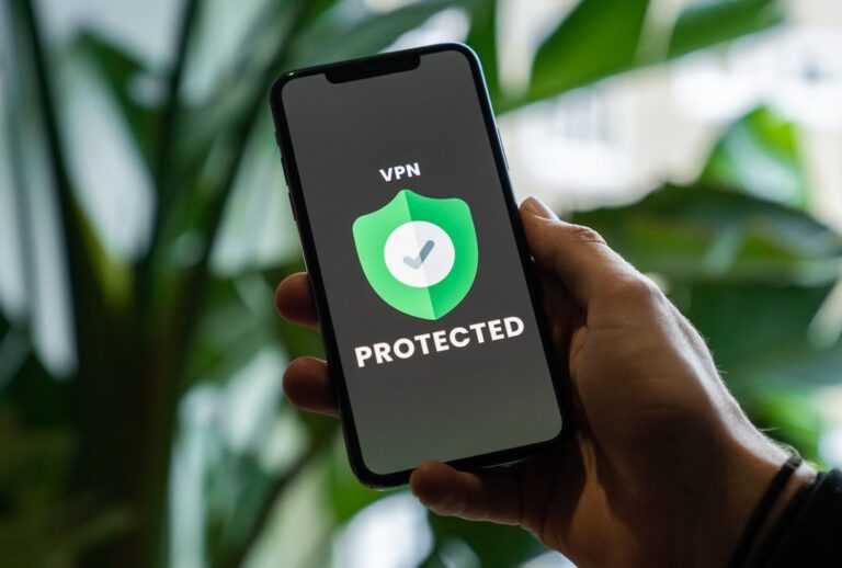 Découvrez notre comparatif 2026 des meilleurs VPN testés et approuvés pour garantir votre sécurité et confidentialité en ligne. Choisissez l'option idéale selon vos besoins.
