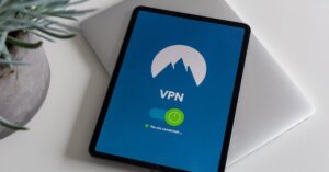 protégez votre vie privée en ligne avec un vpn sécurisé, garantissant l'anonymat, la sécurité des données et l'accès libre à internet.